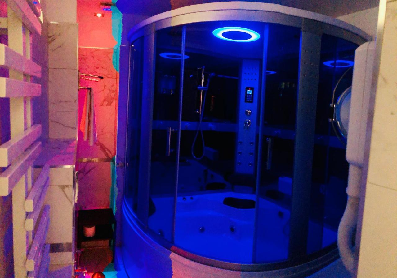 Parisa Suite Rome Bagian luar foto