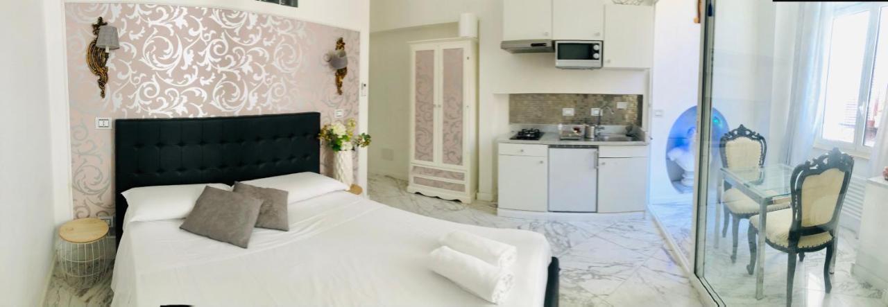 Parisa Suite Rome Bagian luar foto