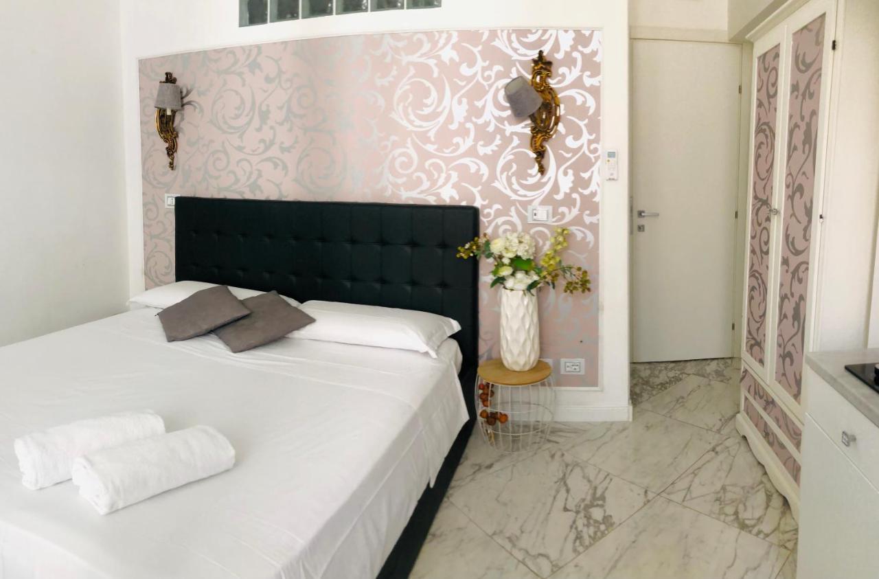 Parisa Suite Rome Bagian luar foto