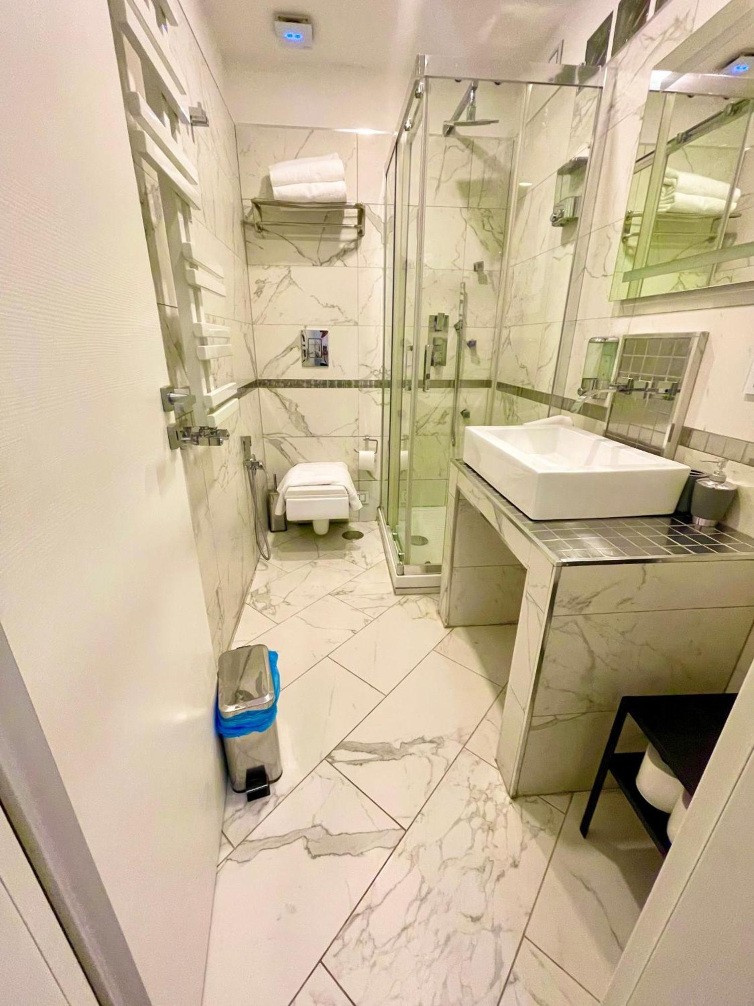 Parisa Suite Rome Bagian luar foto