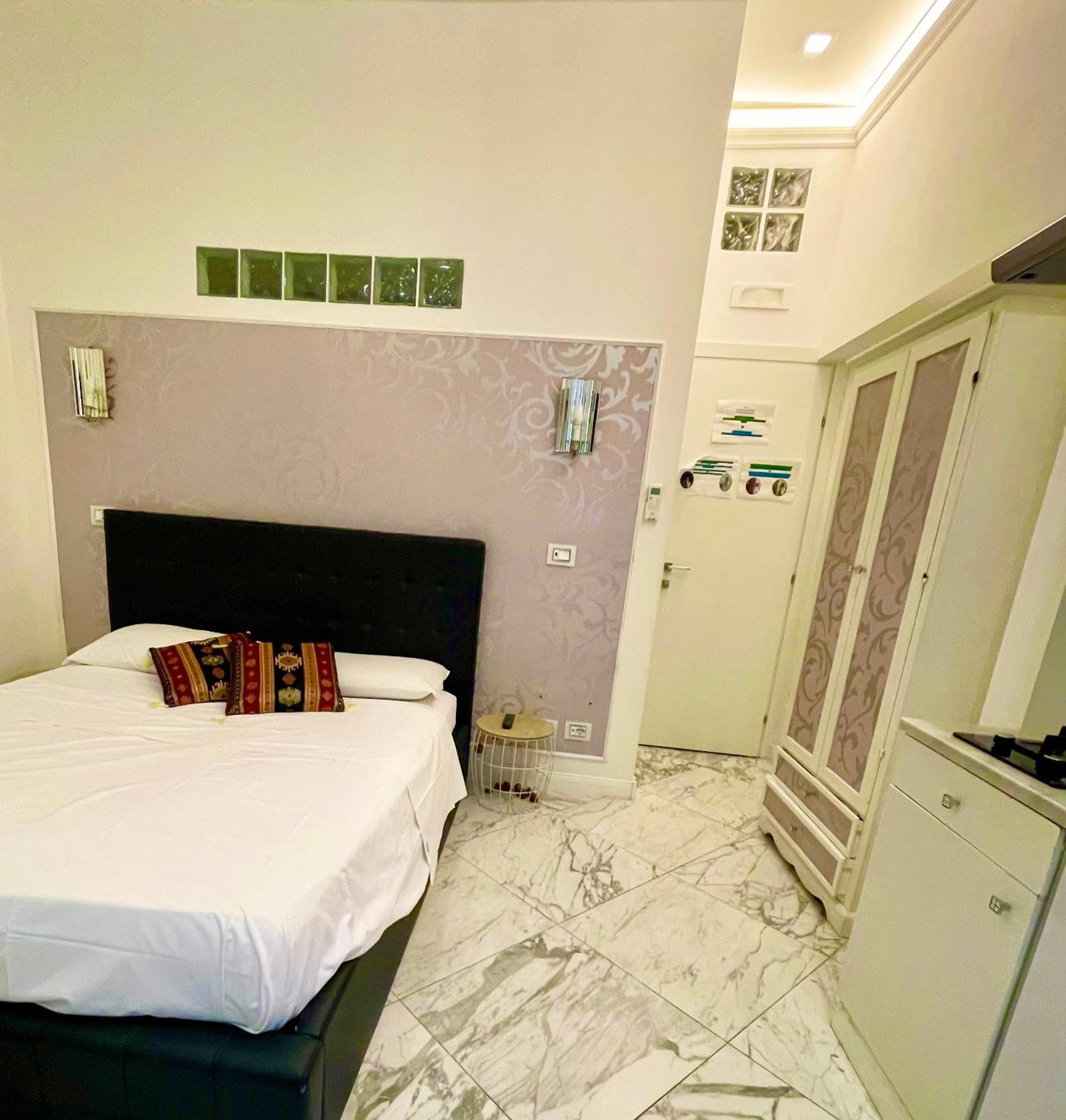 Parisa Suite Rome Bagian luar foto
